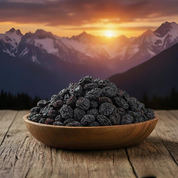 Premium Black Kishmish (Black Raisins) – Buy Online in Pakistan | Fruitx GB